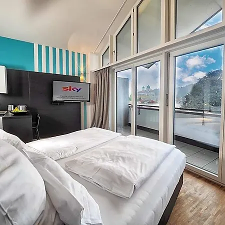 Rivers Hotel 3*