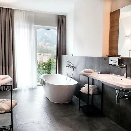 Hotel Rivers 3*